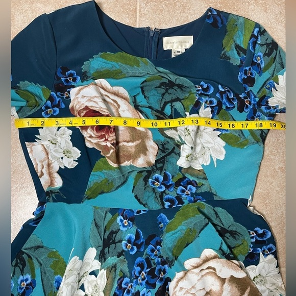 Anthropologie Corey Lynn Calter - Short Sleeve A-Line Blue Floral Dress Size 10 - Picture 6 of 9